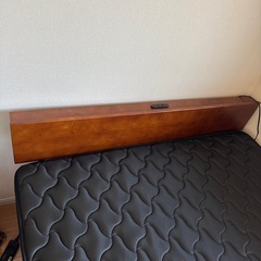 ダブルベッドの画像