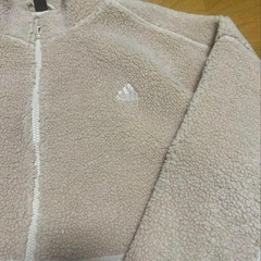 アディダス　adidas ブルゾン　ボア　フリース　アウター　ジャケット　　Ｏサイズ
の画像