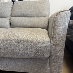 【元値3万円：無料でお渡し】二人でゆったりサイズ　ハイバックソファの画像