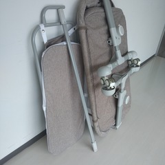 ベビーベッド(折り畳み式)【町田市再生家具】252253の画像