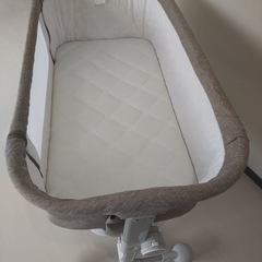 ベビーベッド(折り畳み式)【町田市再生家具】252253の画像