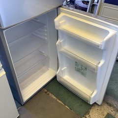 【リサイクルサービス八光】2013年製　AQUA アクア 直冷式冷凍冷蔵庫 (109L・右開） 2ドア シルバーベーシック AQR-111B(SB)の画像