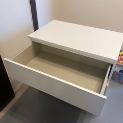 IKEA マルム　3段チェストの画像