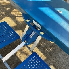 折りたたみ屋外テーブルの画像