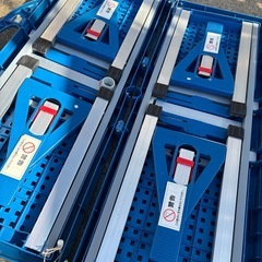 折りたたみ屋外テーブルの画像