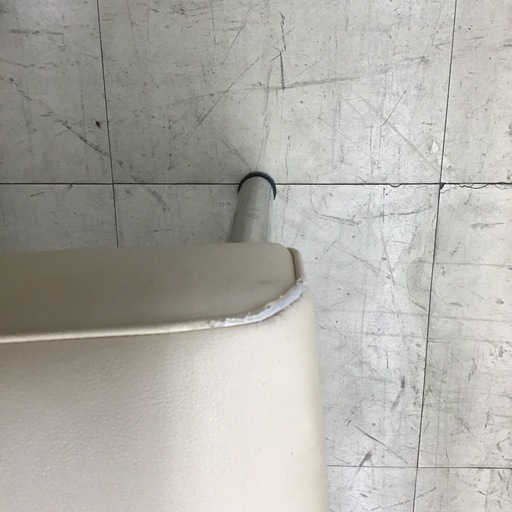 ベンチ　