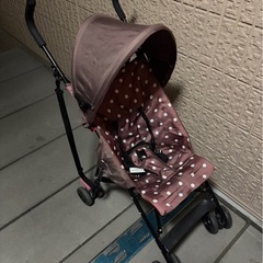 B型ベビーカー 片方のブレーキこわれてます壊れてますの画像