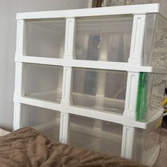 衣装ケースの画像