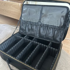 ROWNYEON メイクボックス プロ用 大容量 仕切り板調節可能の画像