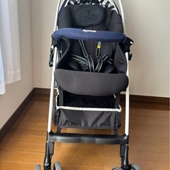 アプリカ　ベビーカーの画像