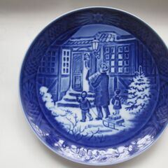 ロイヤルコペンハーゲン　イヤープレートの画像