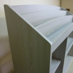 ※取引中/売約済***********無料差し上げます。　訳あり未使用　絵本ラック 3段タイプ 幅93cm おもちゃ収納 お片付け 本棚 収納ラック 木製 子供用の画像