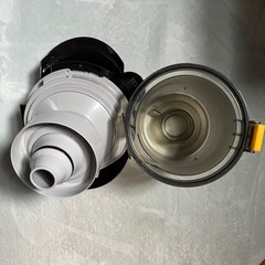 SHARPサイクロンクリーナーそうじ掃除機の画像