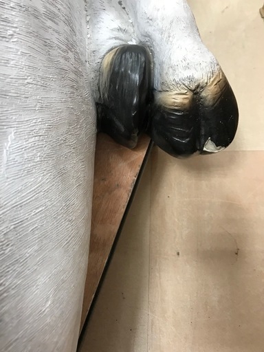 牛のベンチ　※15