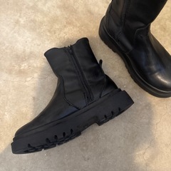 ZARA キッズ　31 ブーツ　20センチ　の画像