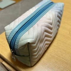 ブルー  グラデーション  ポーチ  美品の画像