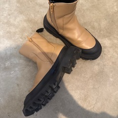 ZARA キッズ　32 ブーツ　20.5〜21センチの画像