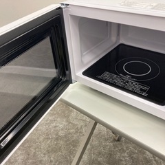 M139　早い者勝ち！2023年製 山善 ヤマゼン 電子レンジ YRV-F230 の画像