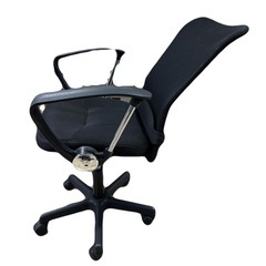 オフィスチェア　黒　キャスター付きの画像