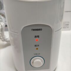 ツインバード 加湿器 SK-4974 卓上 小型 パーソナル加湿器 アロマトレー付き オフィス 自宅用 コンパクト設計 乾燥対策　251106-4Tの画像