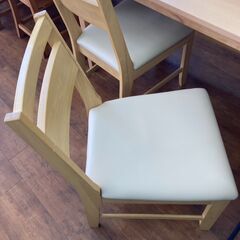 【リユ-スのサカイ広島石内店】ジモティ割！ダイニング４点セット/クリ-ニング済み/HG-7768/広島市 家具　佐伯区 家具　南区 家具　西区 家具　東区 家具　中区 家具　安佐南区 家具　安佐北区 家具　安芸区 家具　府中町 家具　海田町 家具　熊野町 家具　坂町 家具　廿日市市 家具			の画像