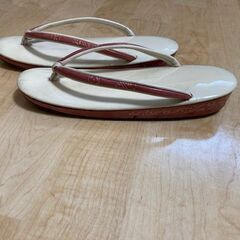 草履　各300円の画像