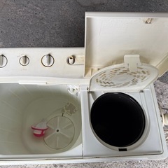 東芝二層式洗濯機VS-300S2の画像