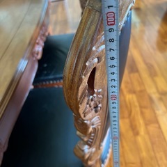 木製の椅子×5脚の画像