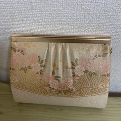 和風クラッチバッグの画像
