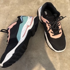 ZARA スニーカー　38 24センチの画像