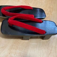 下駄　500円　草履　500円の画像