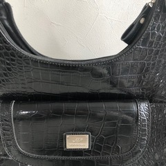 M【中古品】モンテロッソ クロコ型押し エナメル ハンドバッグ Monterosso レディース カバン ブラックの画像