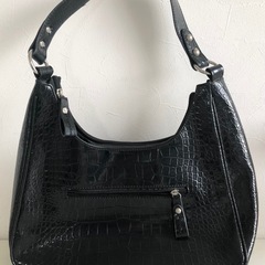 M【中古品】モンテロッソ クロコ型押し エナメル ハンドバッグ Monterosso レディース カバン ブラックの画像