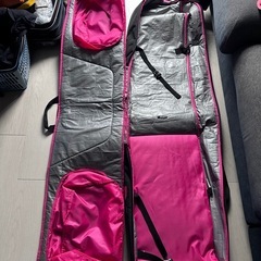 ROXYロキシースノーボードケースキャスター付きの画像