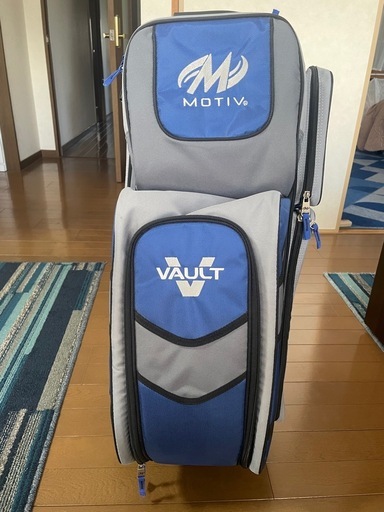【ボール付】MOTIV VAULT ボウリング用バッグ 3個用
