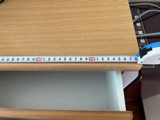 木製の引き出し収納家具