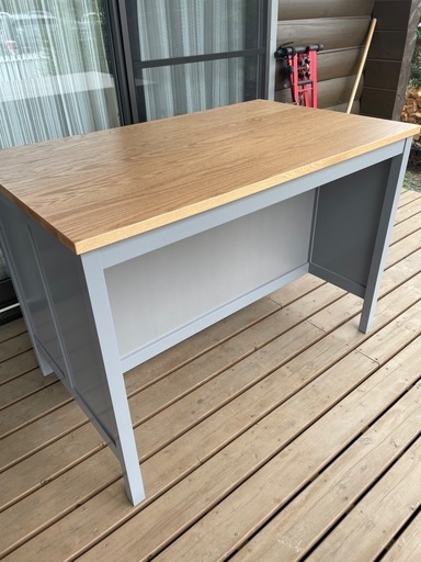 IKEAのアイランドカウンター