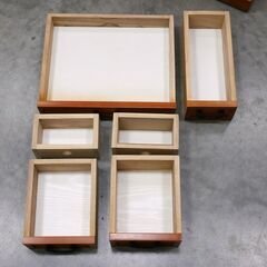 ≪zyt2537ジ限≫ 未使用/展示品 お座敷ワゴン キャスター付き小袖机　隠し収納付き　幅52cm　奥行32.5cm　高さ39cm　サン・ハーベスト/DW-1400/整理タンス/小箪笥/小物入れ/引き出し/タモ材/桐材/宮城県仙台市 71023-13の画像