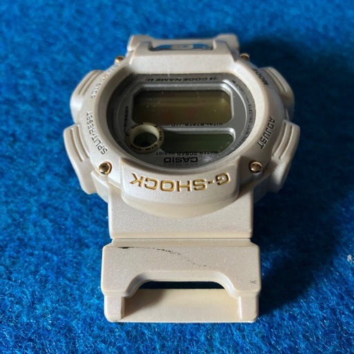 CASIO G-SHOCK犬ぞりモデル限定品ゴールドDW-8800現状品レア