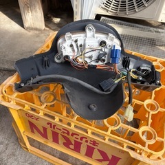 スズキレッツ4   外装　メーターセット　ca45a シルバーの画像