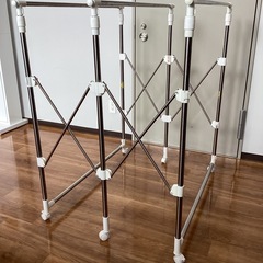 物干し(キャスター付き)【町田市再生家具】1106の画像