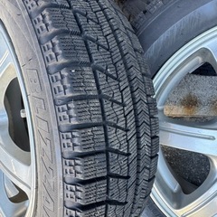 スタットレスタイヤホイル付き155/65R14の画像