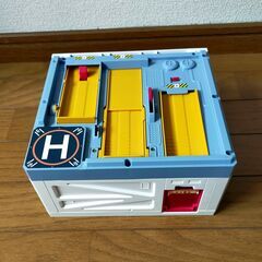 トミカ スライド変形！パトカーシュートベースの画像