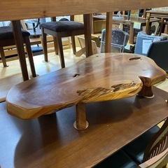 ⭐️レア⭐️ローテーブル けやき 無垢材 重厚感 天然木No.2642 KEの画像
