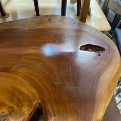 ⭐️レア⭐️ローテーブル けやき 無垢材 重厚感 天然木No.2642 KEの画像