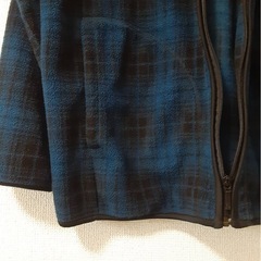 ユニクロ フリースジャケット メンズXL の画像