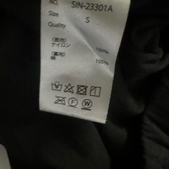  ナイロンカーゴパンツ 黒の画像