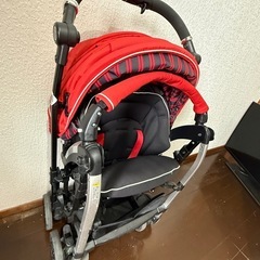 コンビ　　COMBI  ベビーカーの画像