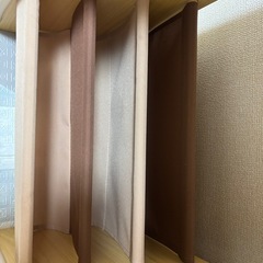 子供用おもちゃ棚　本棚の画像