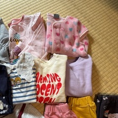女の子　80cm  25着+3着　まとめ売りの画像